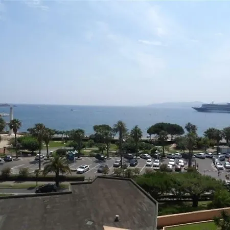 Lägenhet Belle Avec Piscine En Bord De Mer *